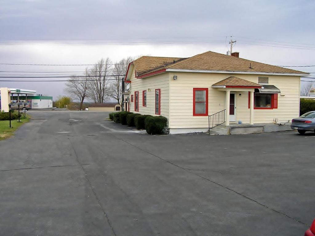 Watertown Budget Inn Exterior photo